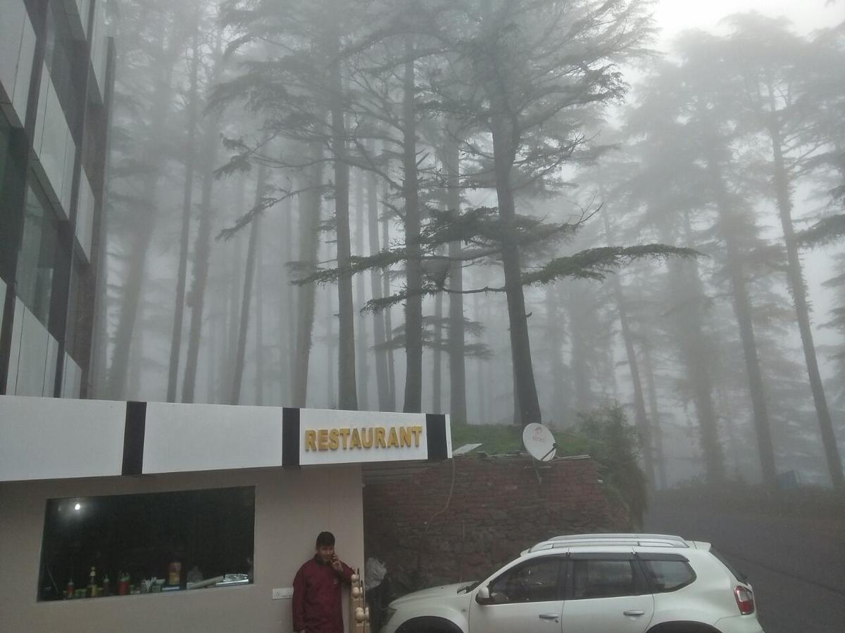 Готель Oyo 11877 Royal Residency New Tehri Номер фото